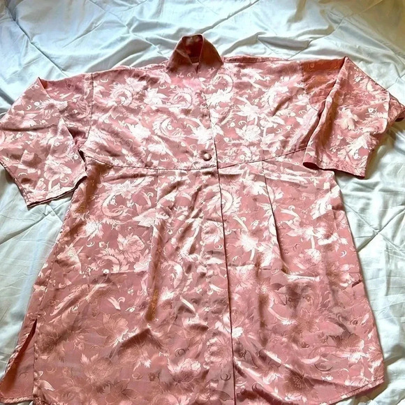 Victoria Secret gold label vintage pink sleep shirt/dress size M/L - Picture 1 of 6